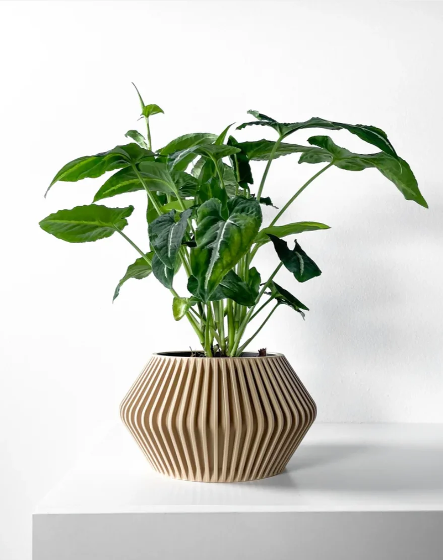 Lume Planter